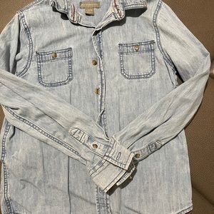 Boy’s blue jean top